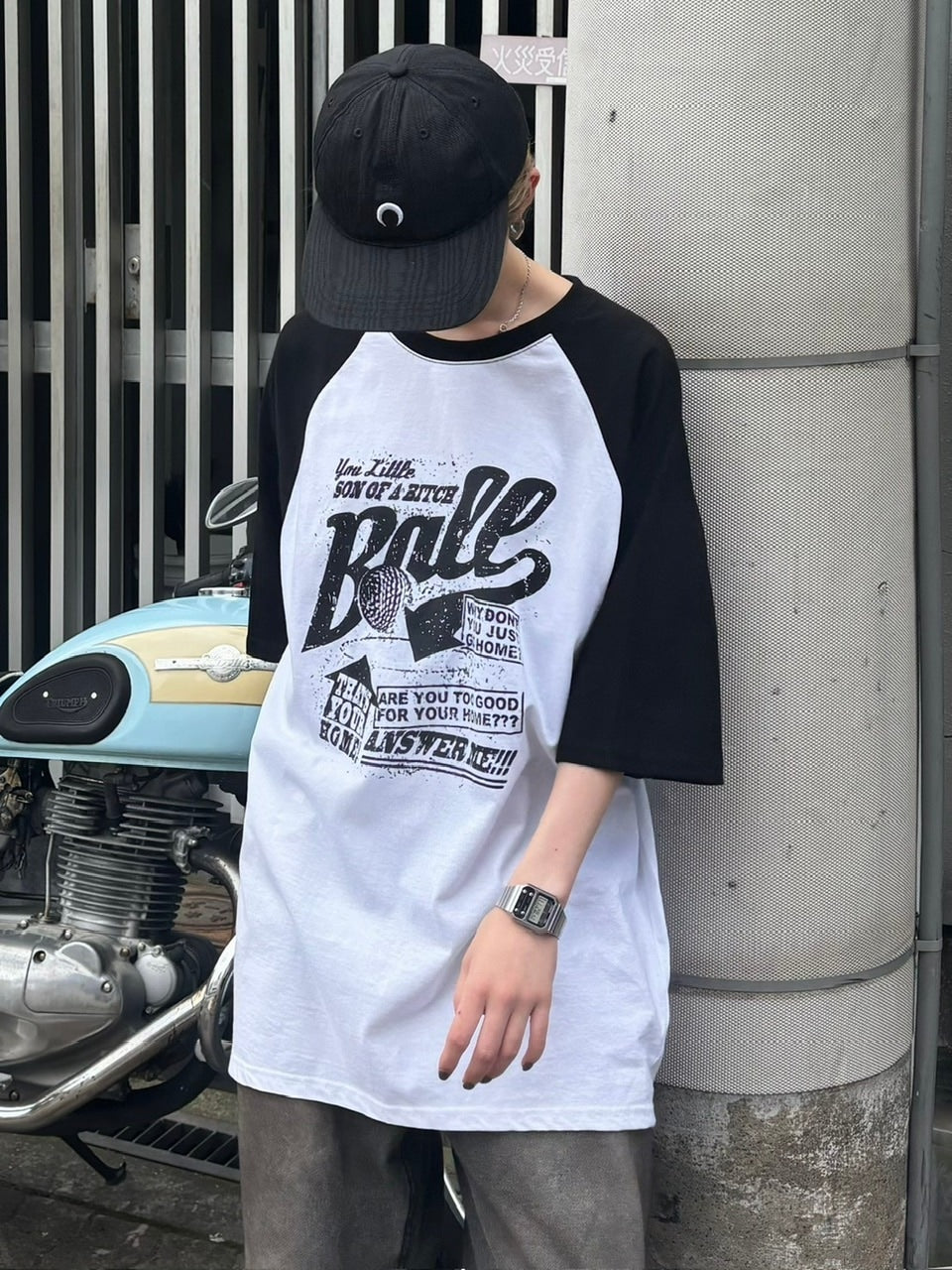 大阪店WEB限定受注制【Chikashitsu +】oversized lettering raglan t-shirt