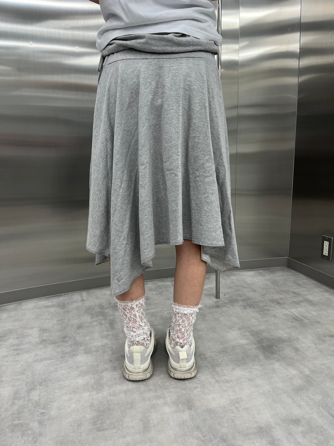 受注制【nmtc +】asymmetry midi skirt (2color)