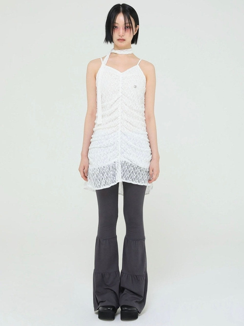 【Uglyshadow】TIE SHIRRING LACE DRESS