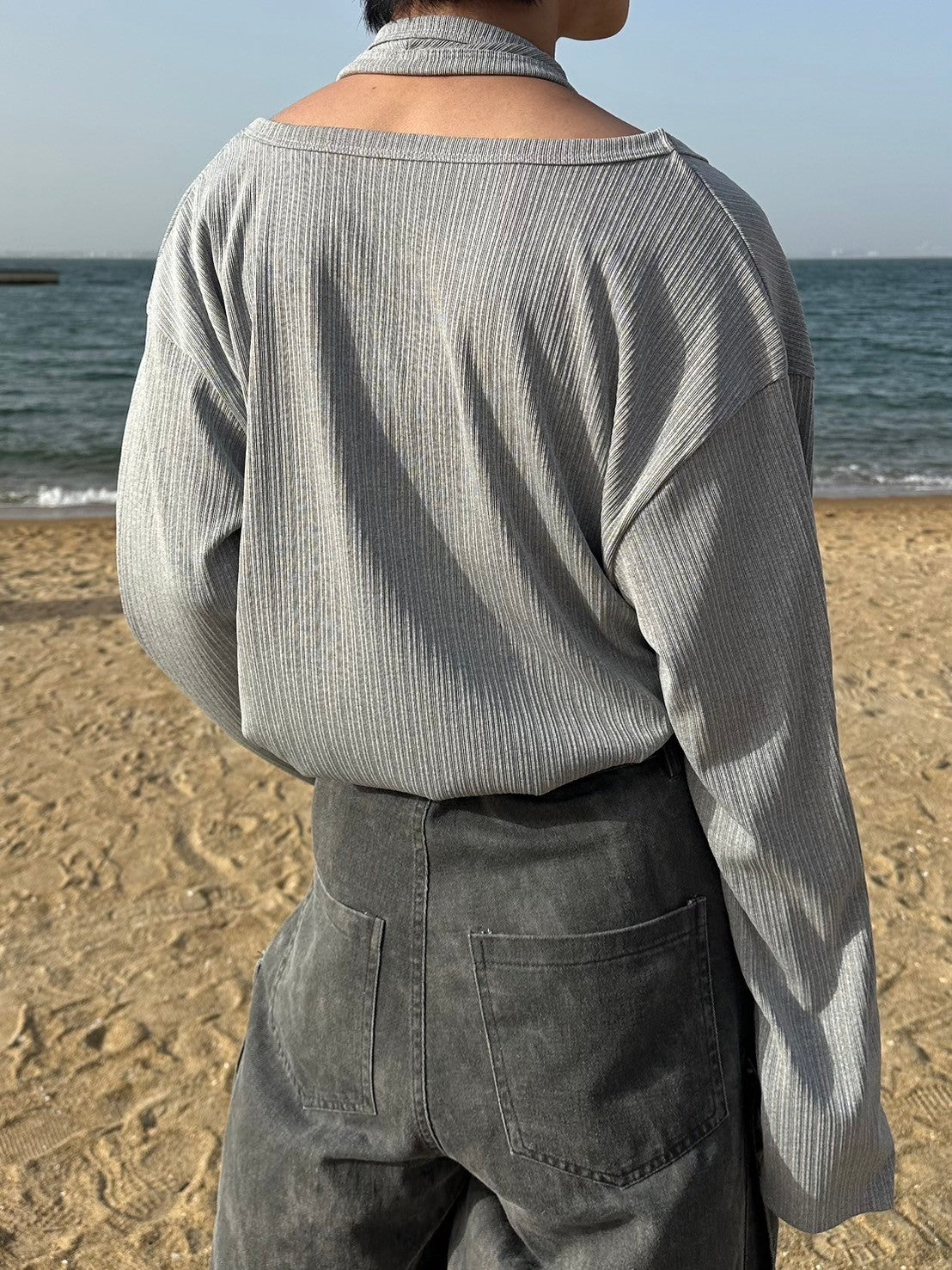 国際配送【LUV CODE】layered neck long sleeve top (2color)