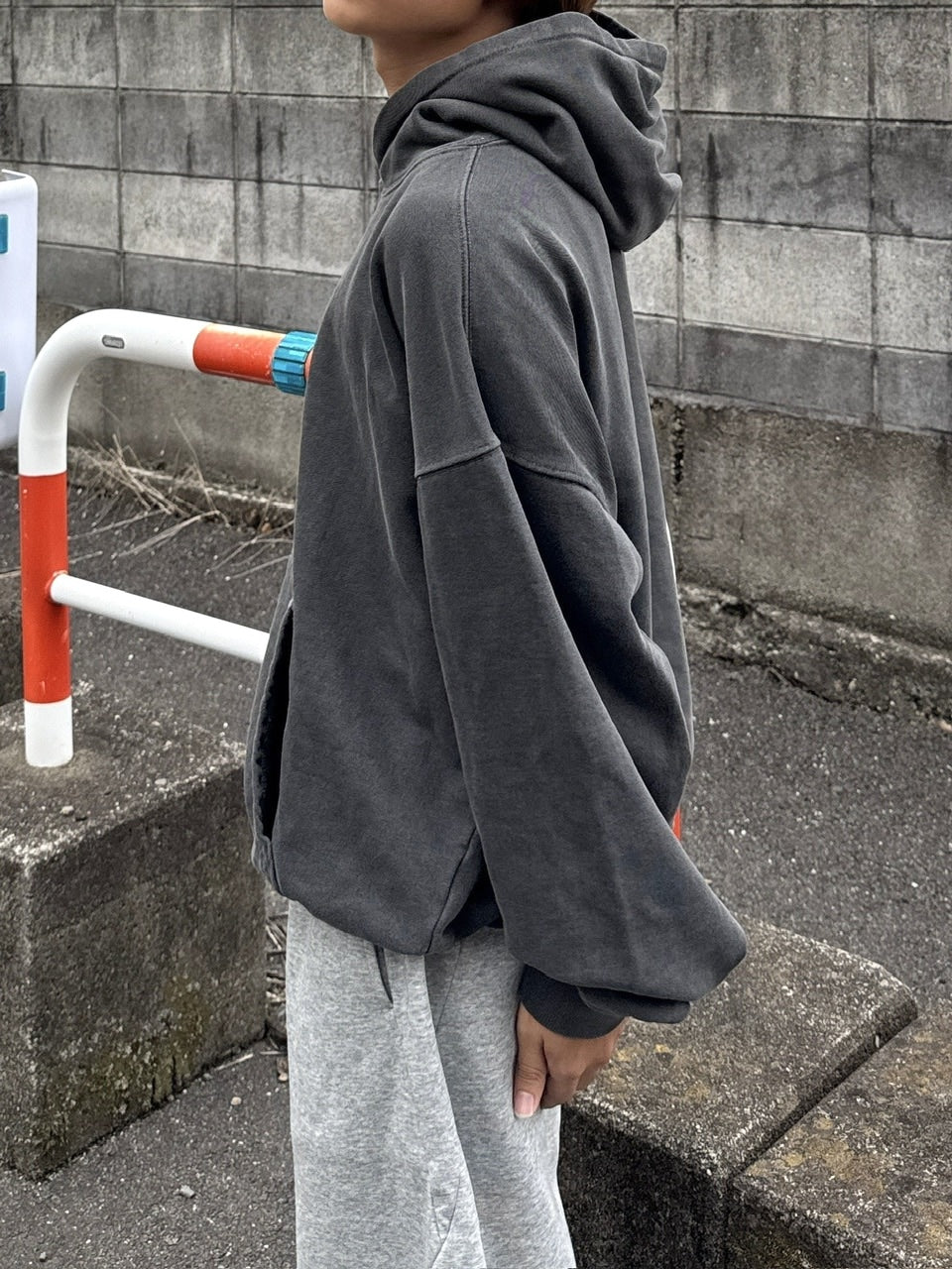 受注制【RENOL】pigment cropped hoodie