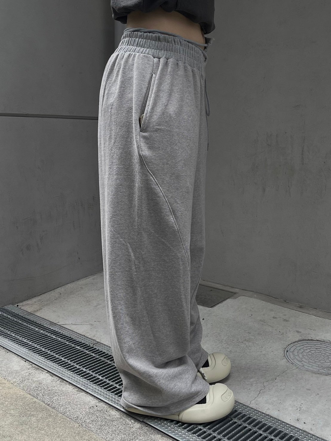 受注制【oaks】design ribbon wide sweat pants (3color)