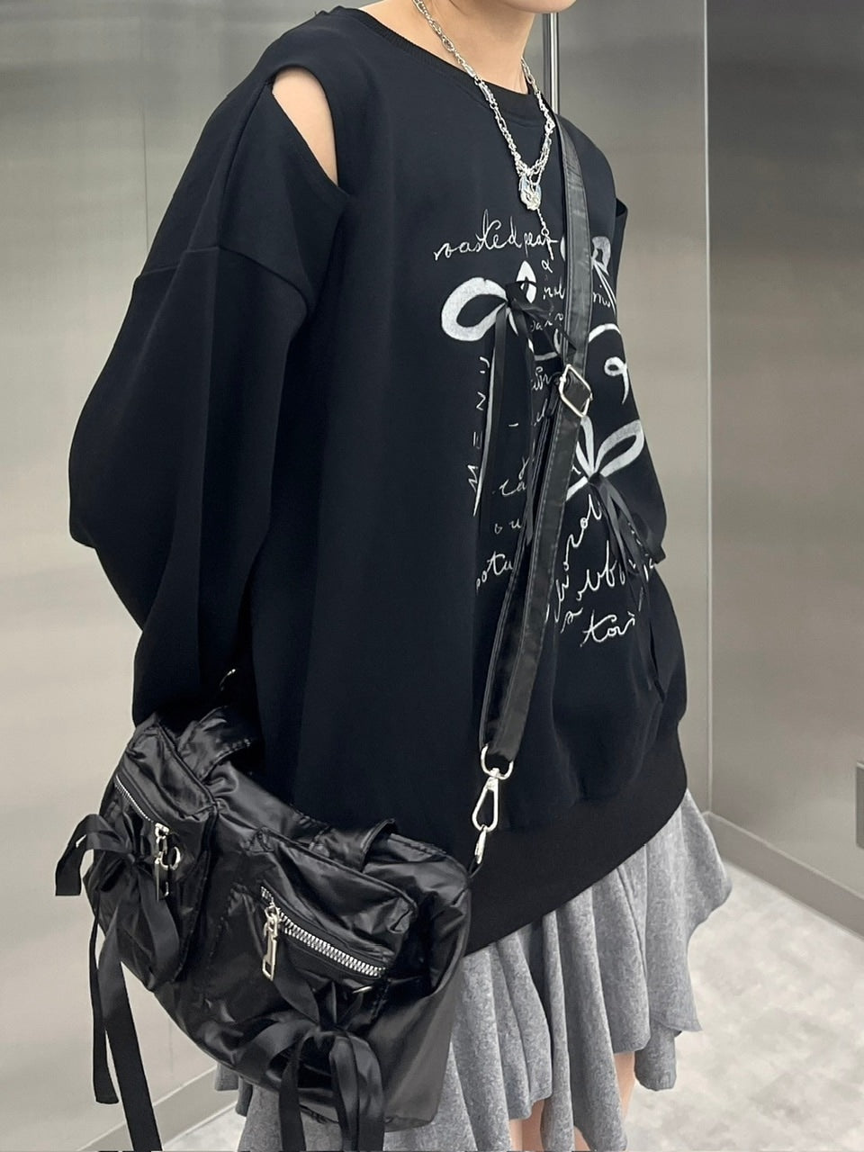 受注制【nmtc +】ribbon design sweat shirts (2color) / 【エヌエムティーシープラス】リボンデザイン長袖スウェット