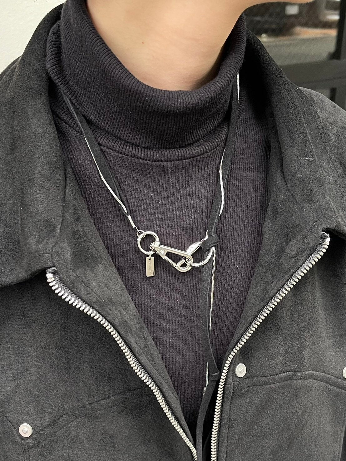 受注制【Chikashitsu +】knot leather mixed necklace