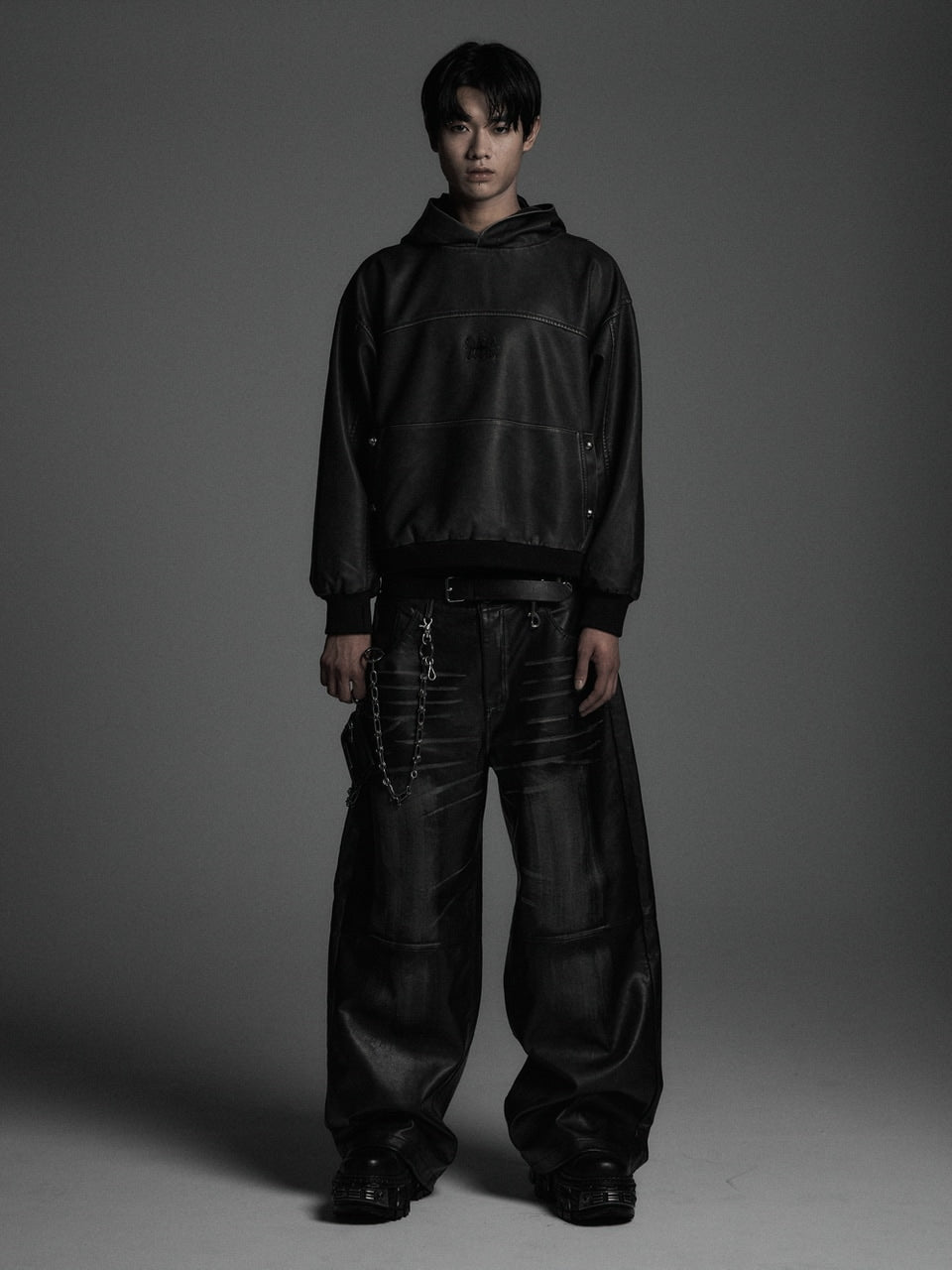 【Rosen Kreuz】VINTAGE LEATHER SHIRRING HOODIE