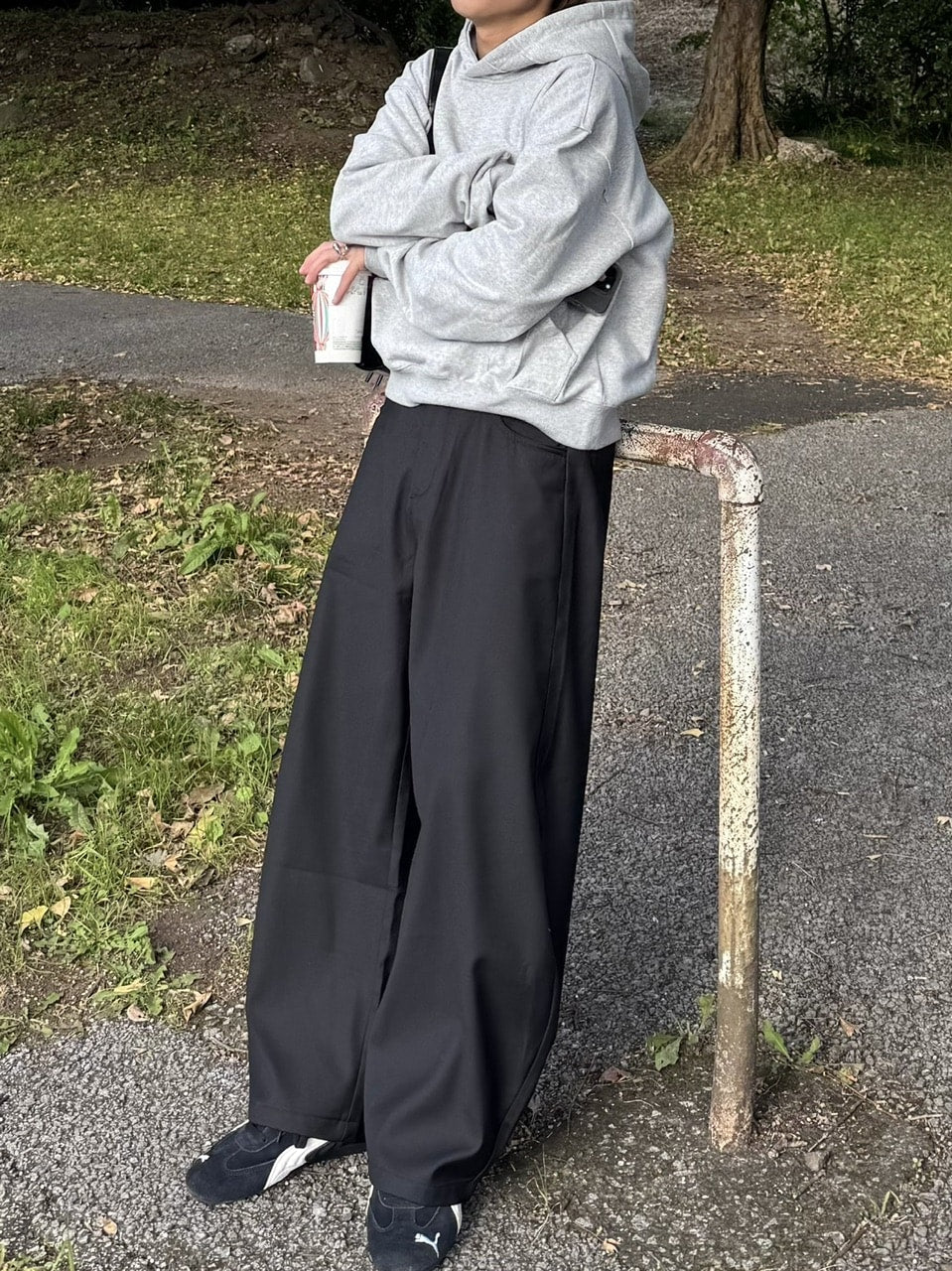 国際配送【RENOL】design cropped hoodie (2color)