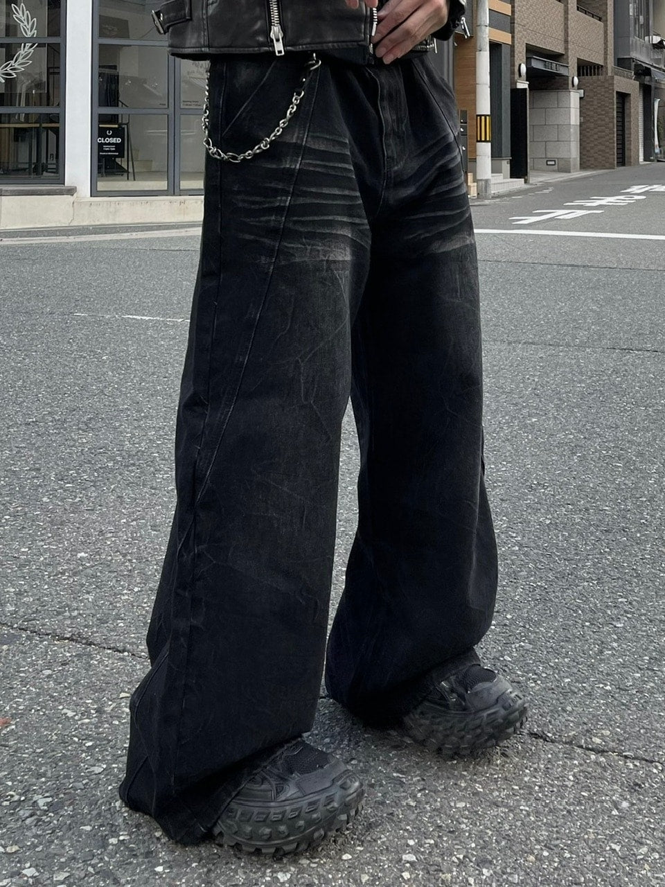 受注制【Chikashitsu +】curve stitch wide denim pants / 【チカシツプラス】カーブステッチワイドデニムパンツ