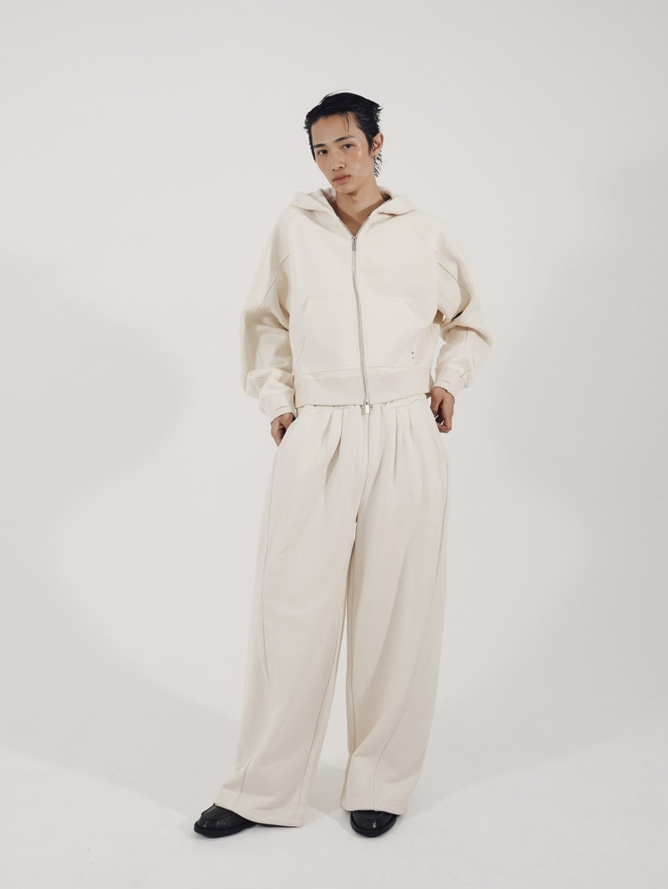 【CS】cropped double zip hoodie (ivory)