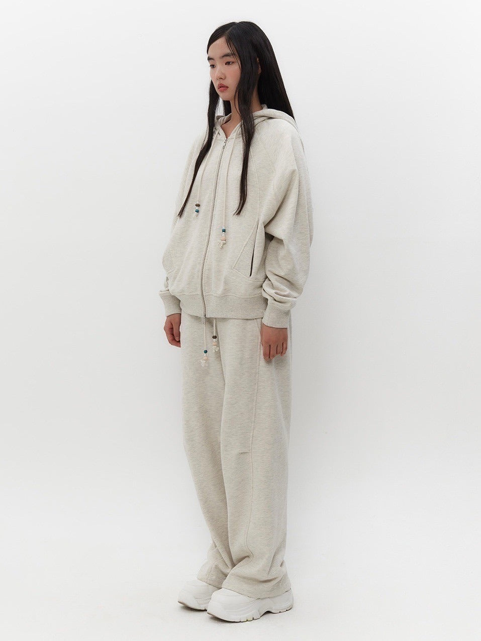 【TUOMIO】STRING CHARM SWEATPANTS