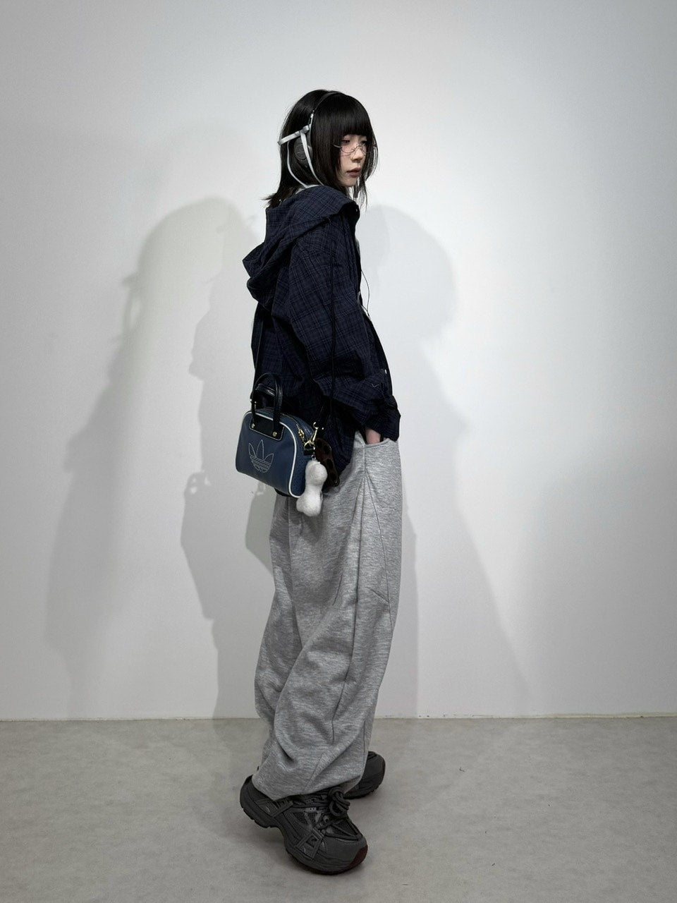 【Nerd out XU】waist rope loose sweat pants (2color) / 【ナードアウトエックスユー】ウエストロープルーズスウェットパンツ
