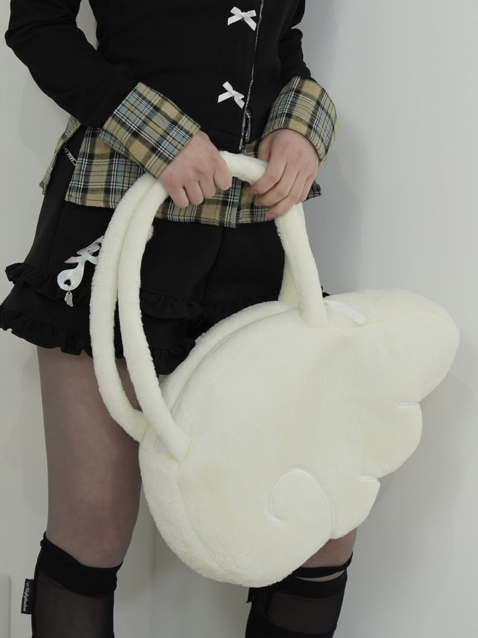 国際配送【Nerd out XU】fur angel bag