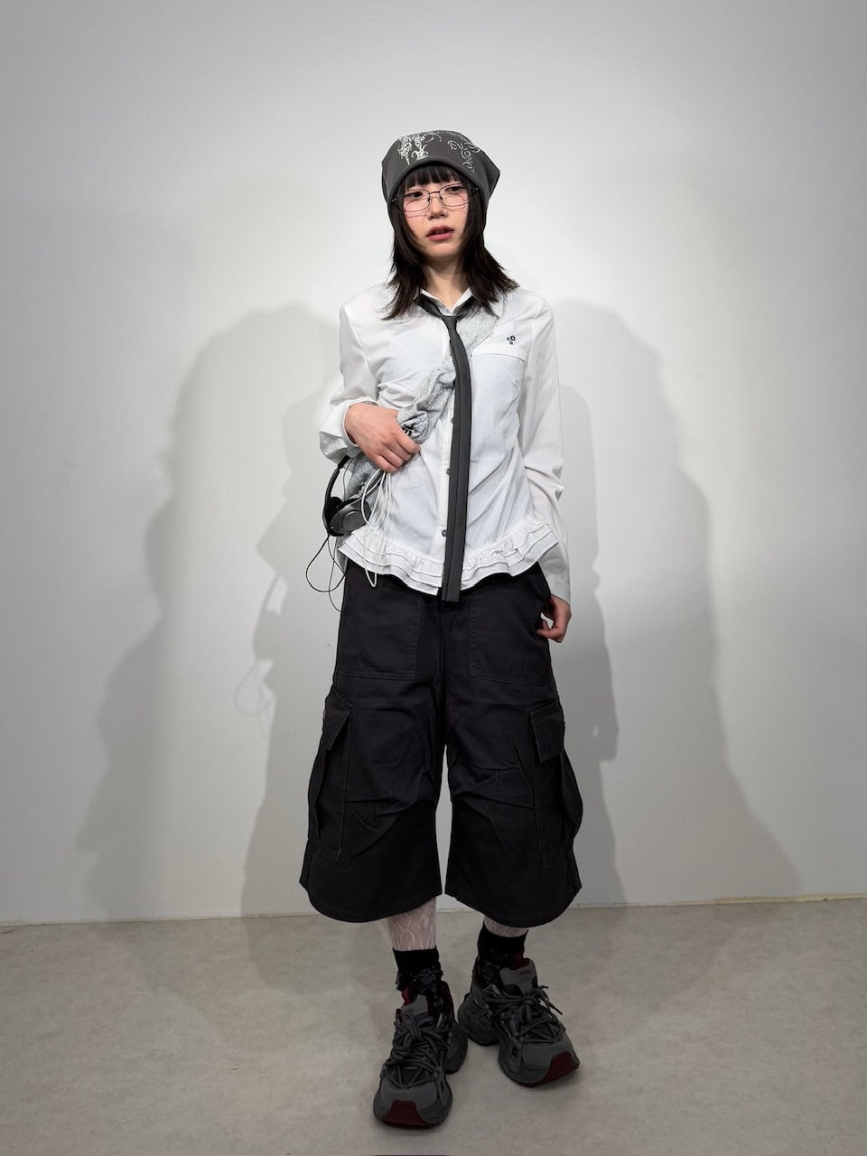 国際配送【Nerd out XU】tuck cargo half pants
