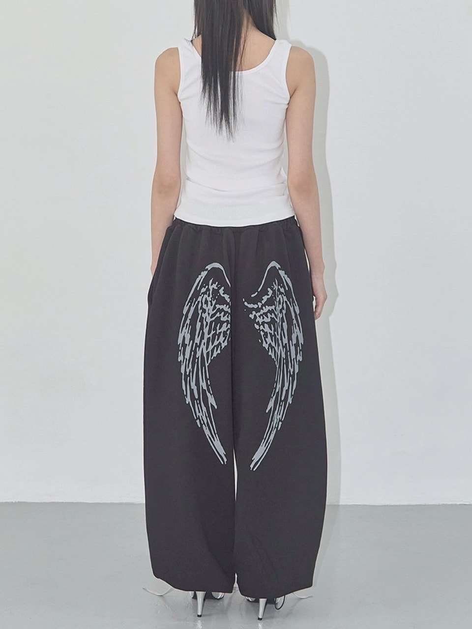 【FANCY CLUB】FRONT CROSS SLEEVELESS