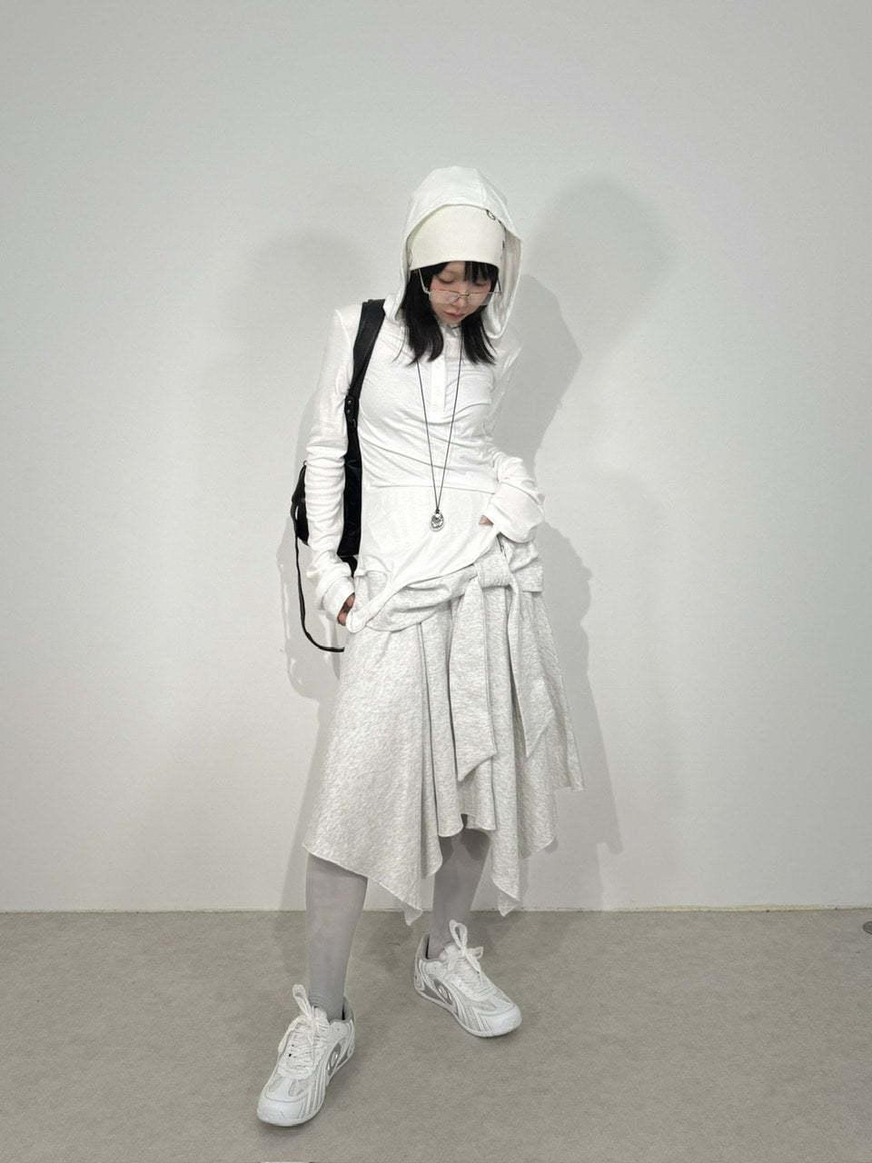 国際配送【Nerd out XU】design slim hooded long sleeve