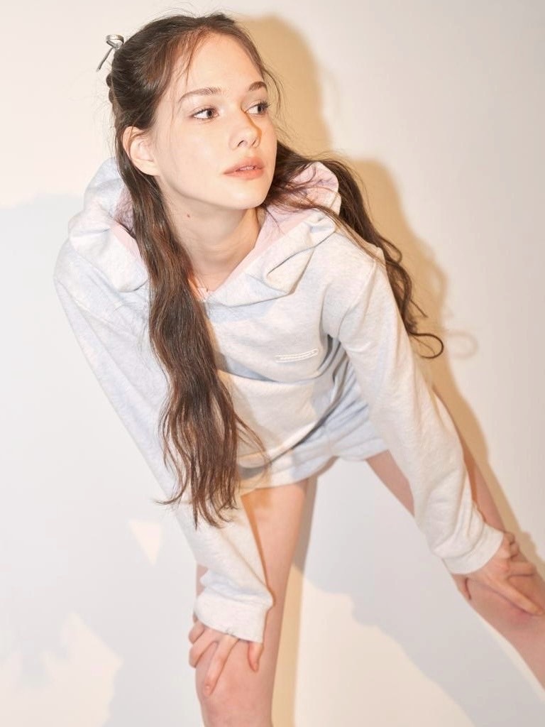 【ODDONEOUT】TUCK SWEAT PANTS / 【オッドワンアウト】タックスウェットショートパンツ