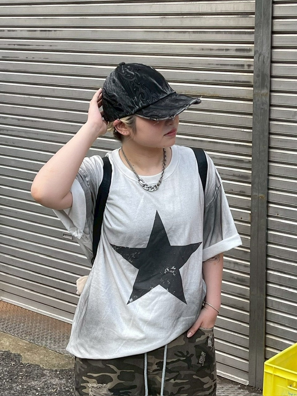 受注制【Chikashitsu +】pigment big star t-shirt (2color) / 【チカシツプラス】ピグメントビッグスタープリント半袖Tシャツ