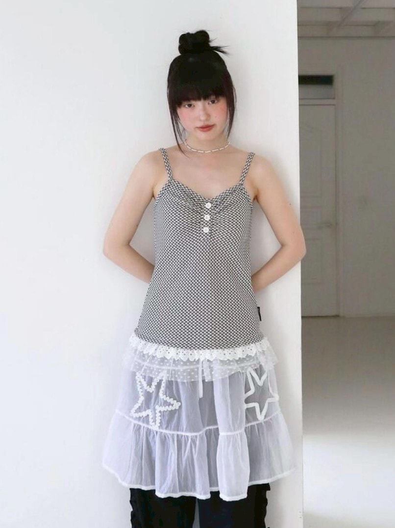 【Uglyshadow】CHECKERED LACE SLEEVELESS