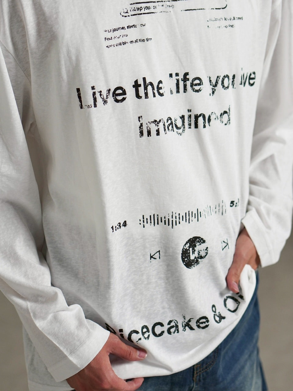 【Chikashitsu +】croque lettering long sleeve / 【チカシツプラス】モックネックレタリング長袖Tシャツ(2color)