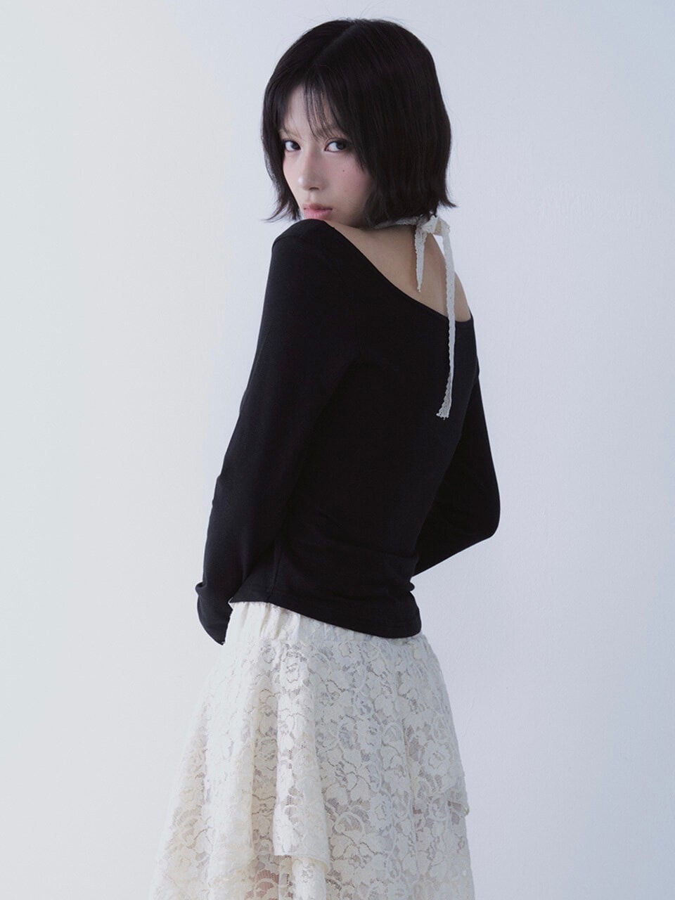 【SETSETSET】LACE HALTERNECK TEE