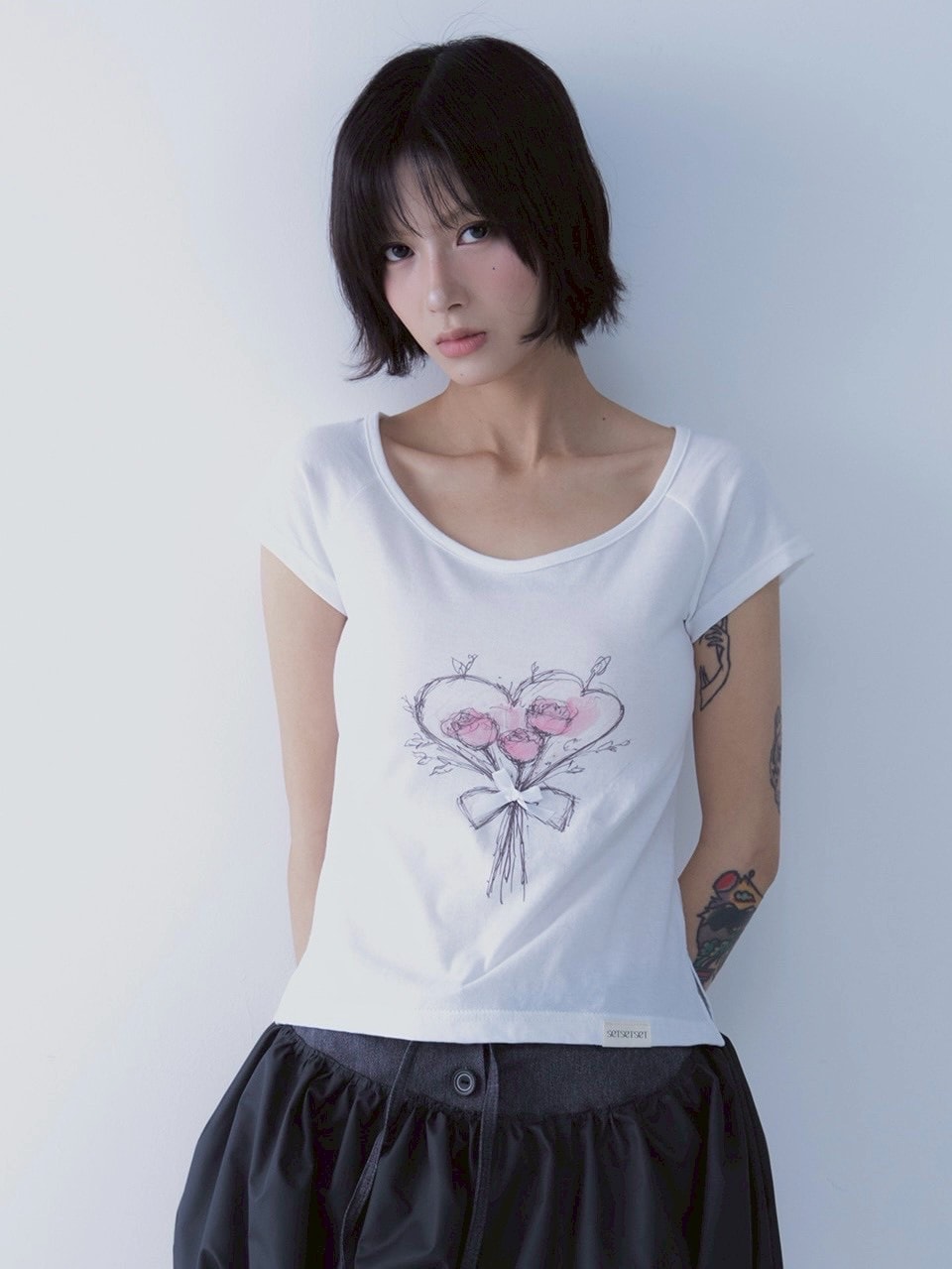 【SETSETSET】ROSE HEART T SHIRTS