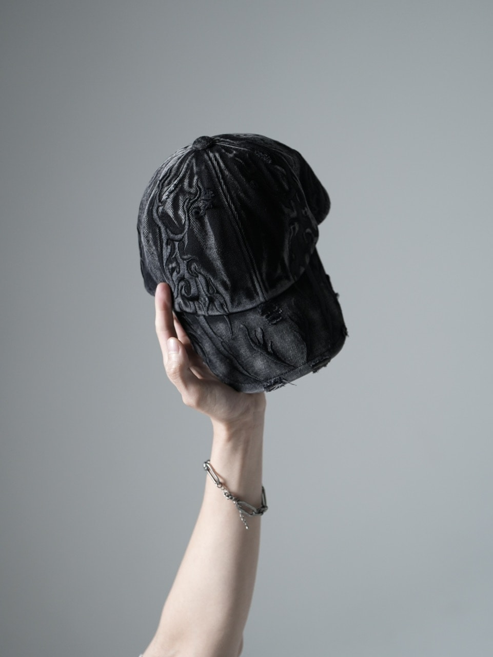 【CHIKASHITSU PLUS HIGH】Overdyed denim cap