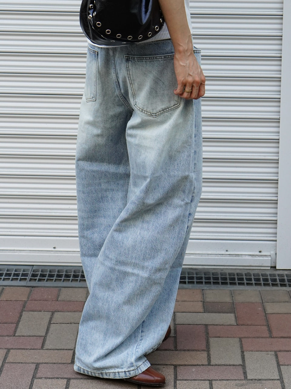 東京店WEB限定受注制【Chikashitsu +】barrel leg jeans
