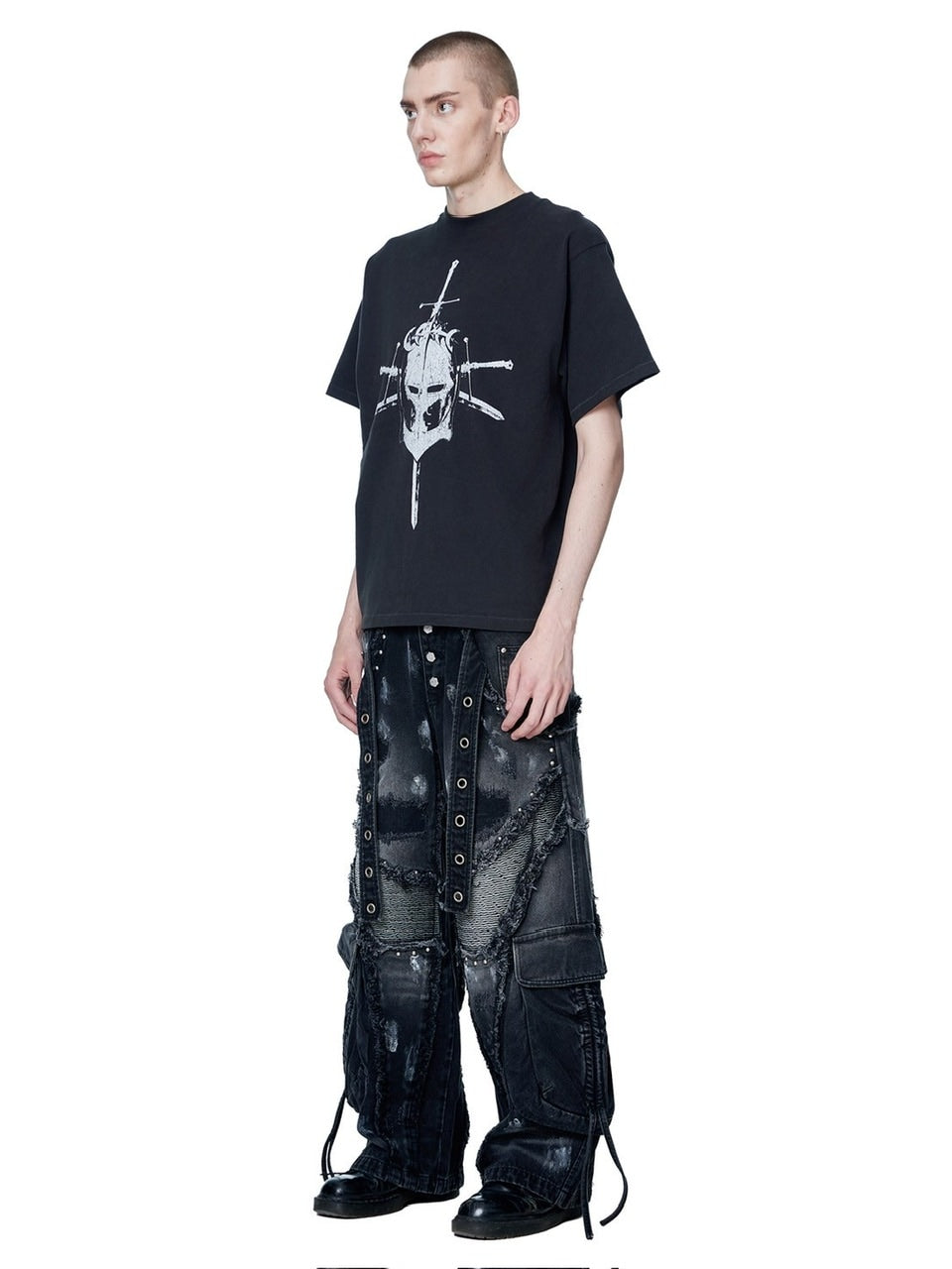 【The Boy Has No Patience】LUMINOUS DAWN KNIGHT & SWORD TEE / 【ザボーイハズノーペーシェンス】ナイト＆ソードグラフィックデザイン半袖Tシャツ