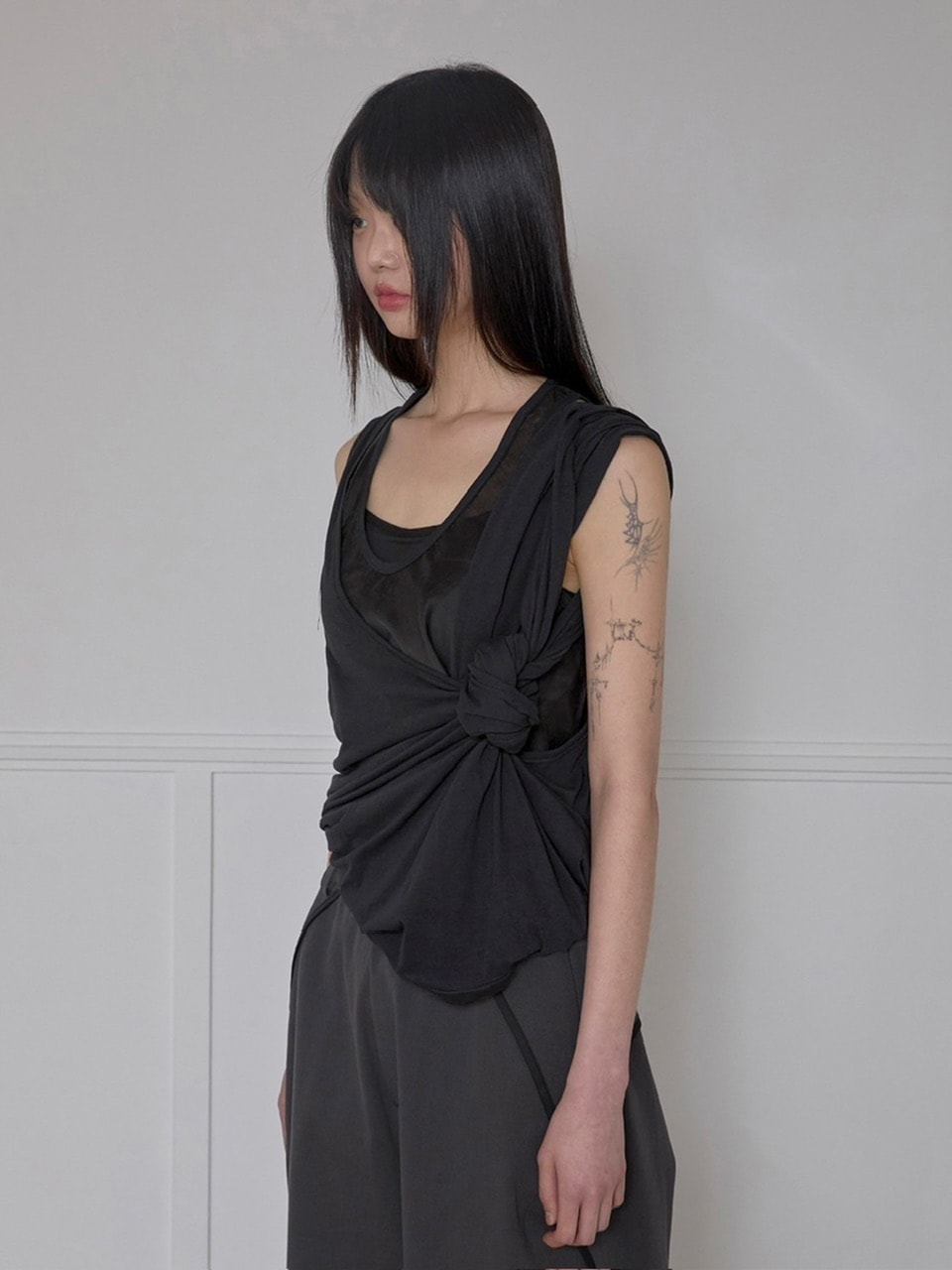 【FLAREUP】Asymmetrical Layered Sleeveless