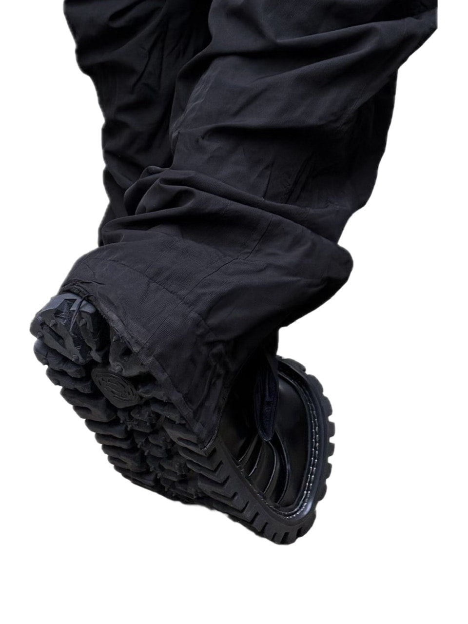 【ROMBAUT】RAGE / 【ロンバート】クラッシュドトゥミドルブーツ