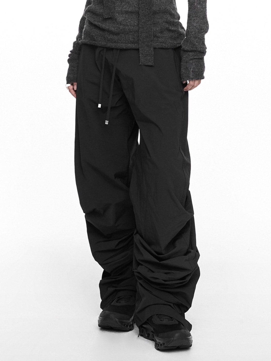 【NACHE】PINTUCK NYLON PANTS (UNISEX)