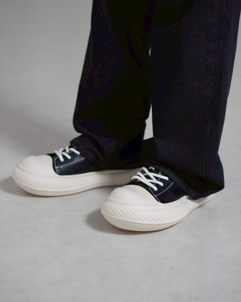 受注制【Chikashitsu +】volume toe sneaker / 【チカシツプラス】ボリュームトゥースニーカー
