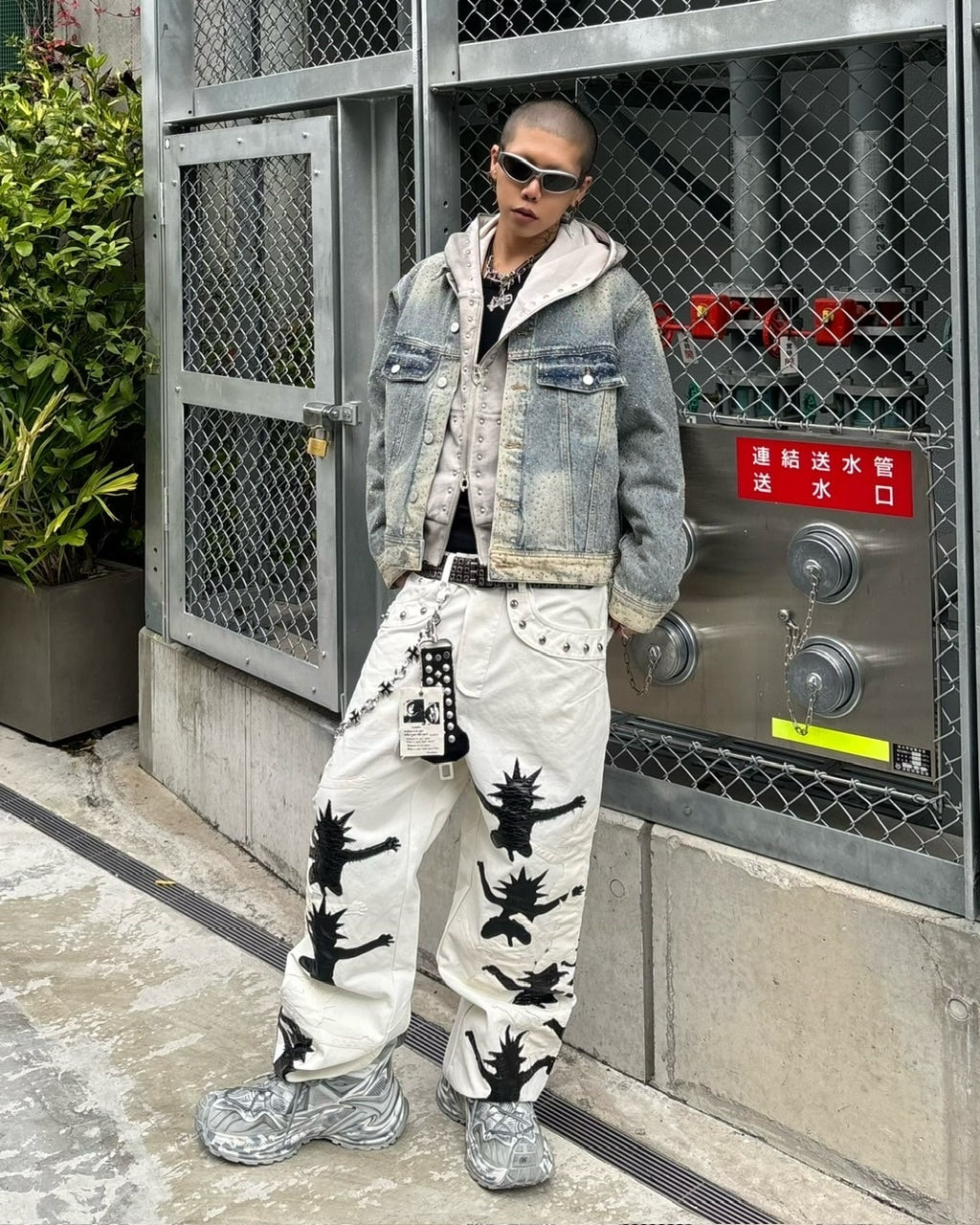 【Never mind the XU】rhinestone denim jacket / 【ネバーマインドザエックスユー】ラインストーンデニムジャケット (2color)