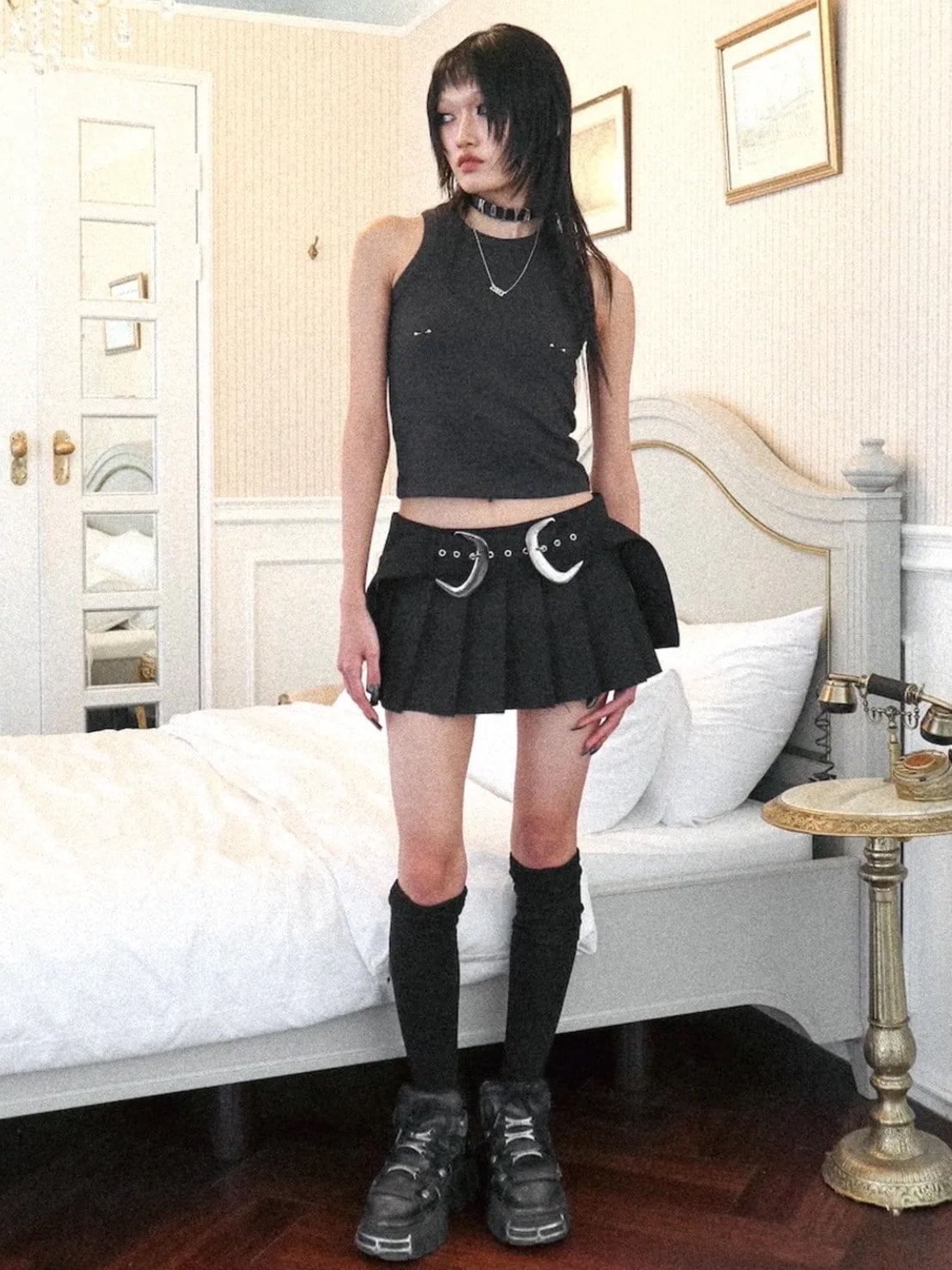 【KAIYA】BELT RAW EDGE PLEATS MINI SKIRT