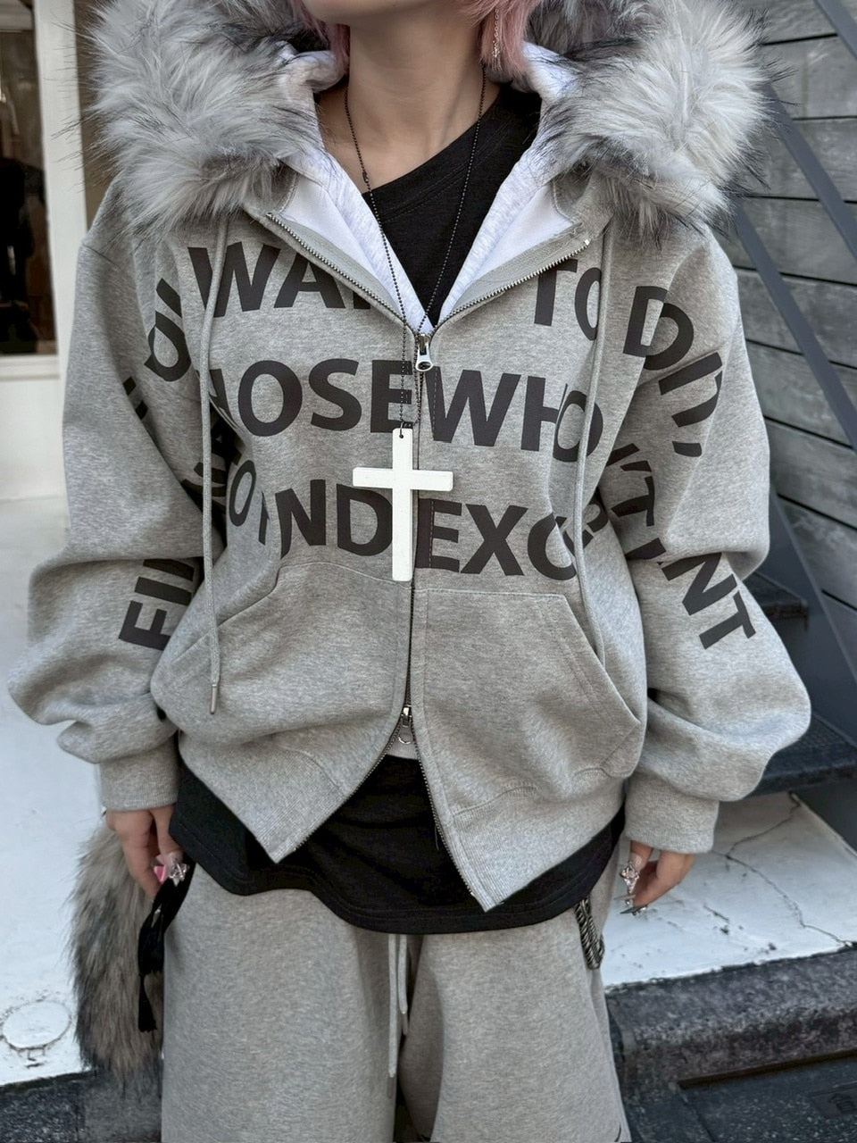 受注制【nmtc+】lettering cropped zip up hoodie (2color) – PRESSING