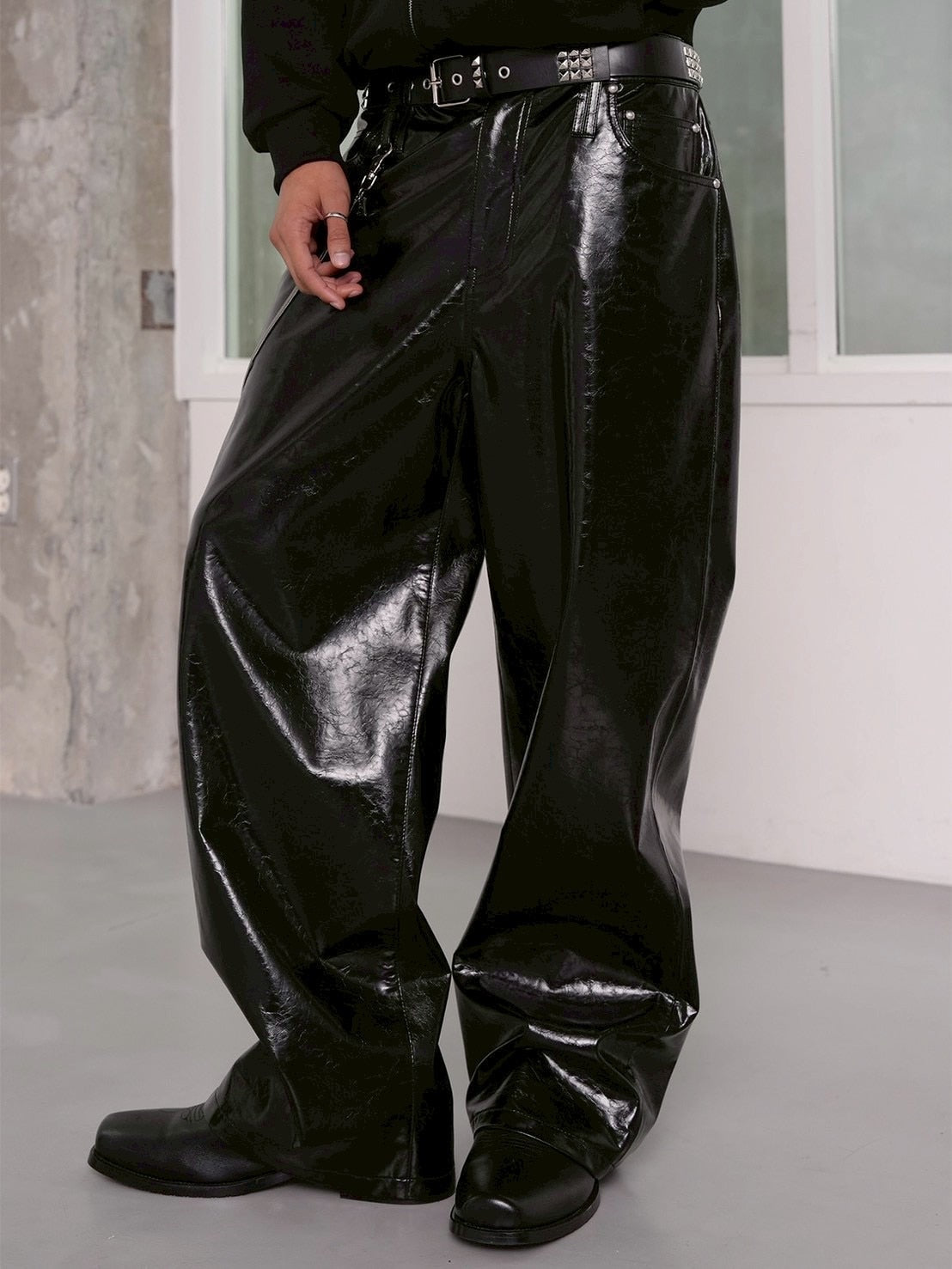 【ESC STUDIO】Patent leather pants