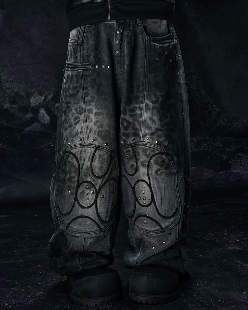 【Cozy world Wide】"25 LEOPARD" WAXED GREY BAGGY JEANS / 【コージーワールドワイド】スタッズレオパードバギーデニムパンツ