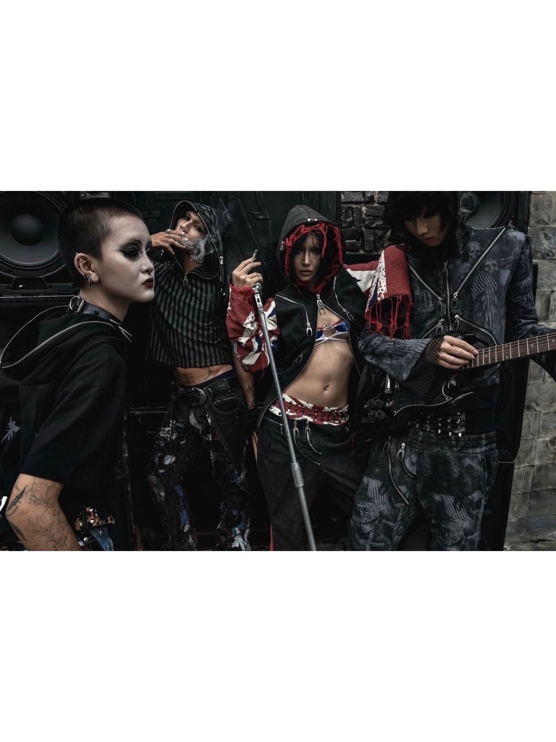 【Cozy world Wide】EPL GRAPHIC ZIP UP HOODIE