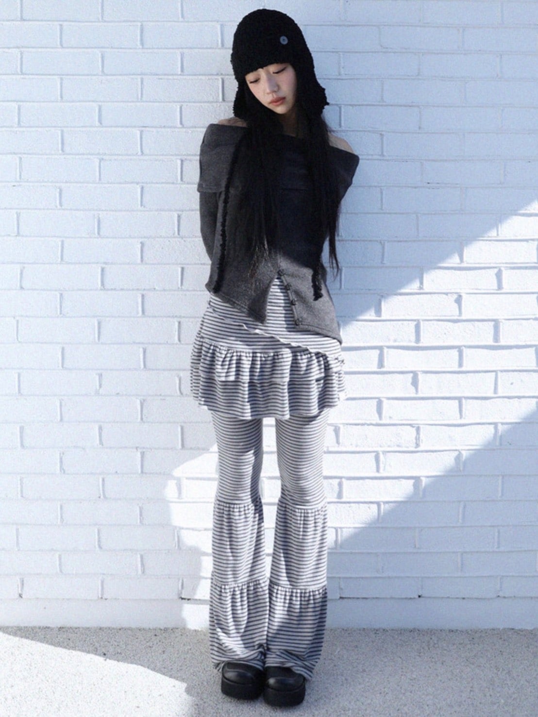 12/21 20:00 発売【Uglyshadow】BURTON KNIT OFF-SHOULDER