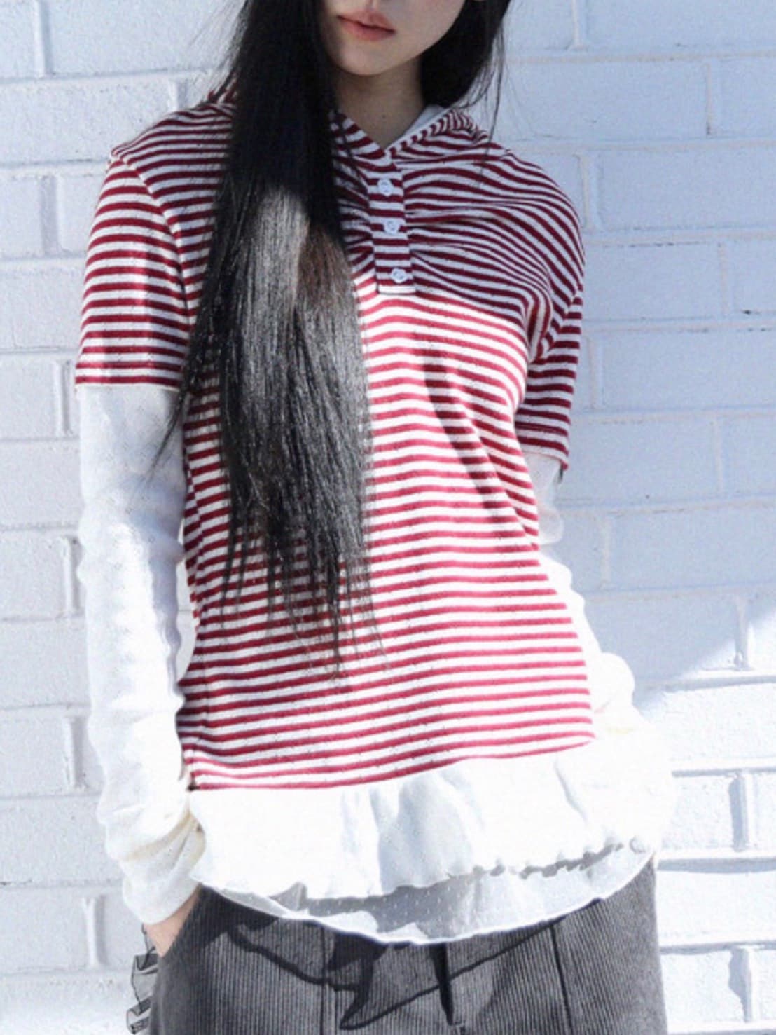 12/21 20:00 発売【Uglyshadow】STRIPE SHIRRING LAYERED HOODIE