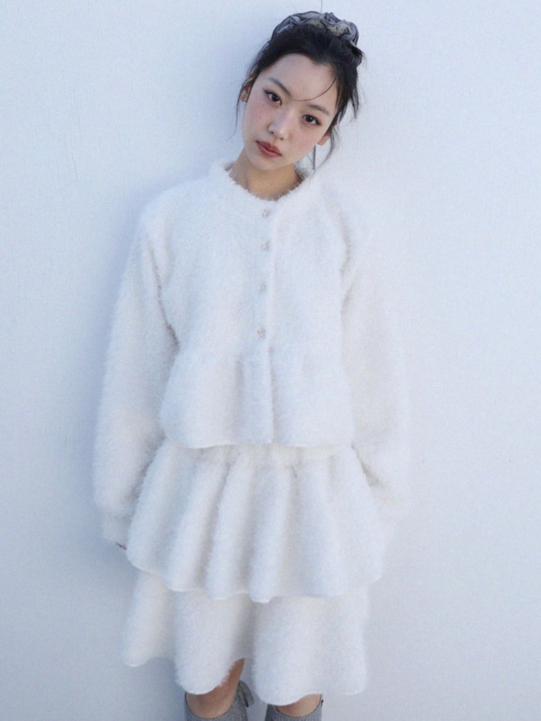 12/21 20:00 発売【Uglyshadow】BOUCLE RUFFLE KNIT CARDIGAN