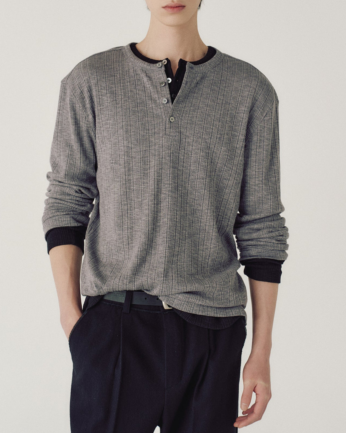 【MMIC】GRAIN HENLEY NECK