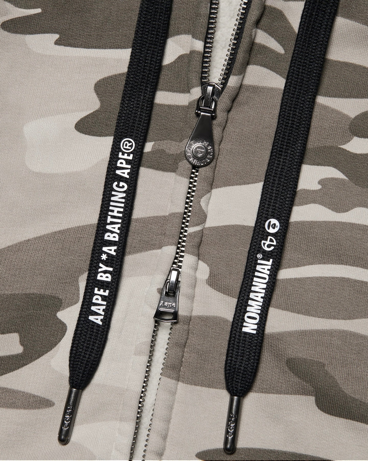 【NOMANUAL】AAPE X NMNL DOUBLE HOODED ZIP-UP(SAND CAMO)