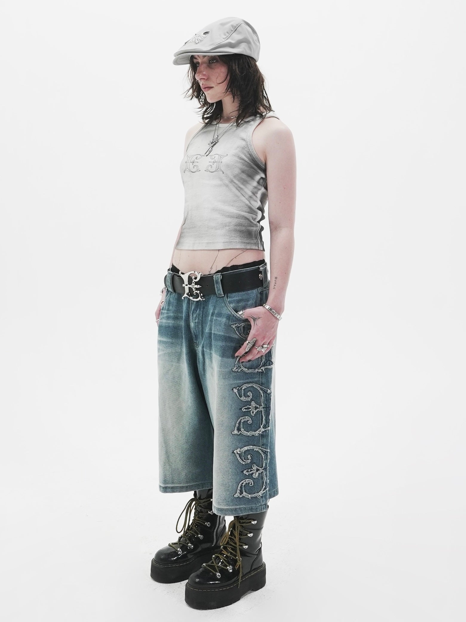 【E RIN AI E】ASH GEMINI SLEEVELESS