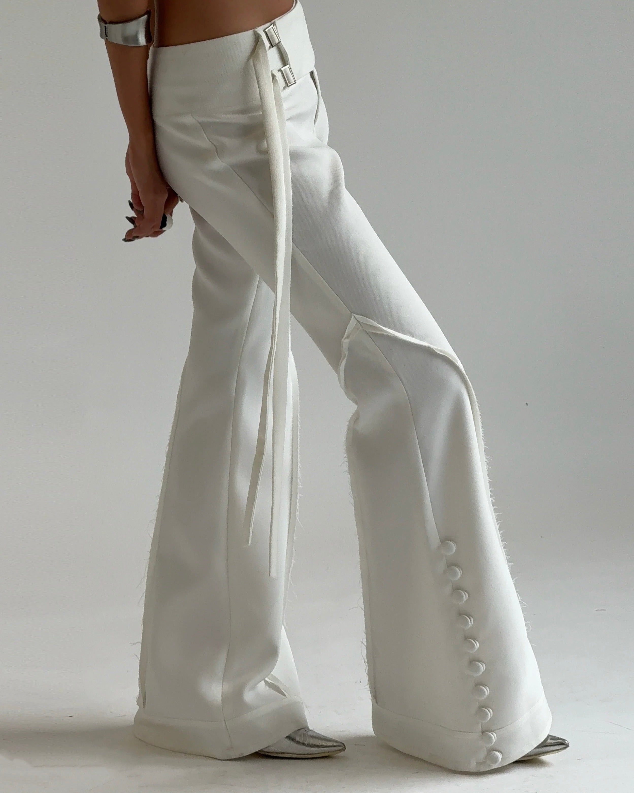 【into.eight】penta pants