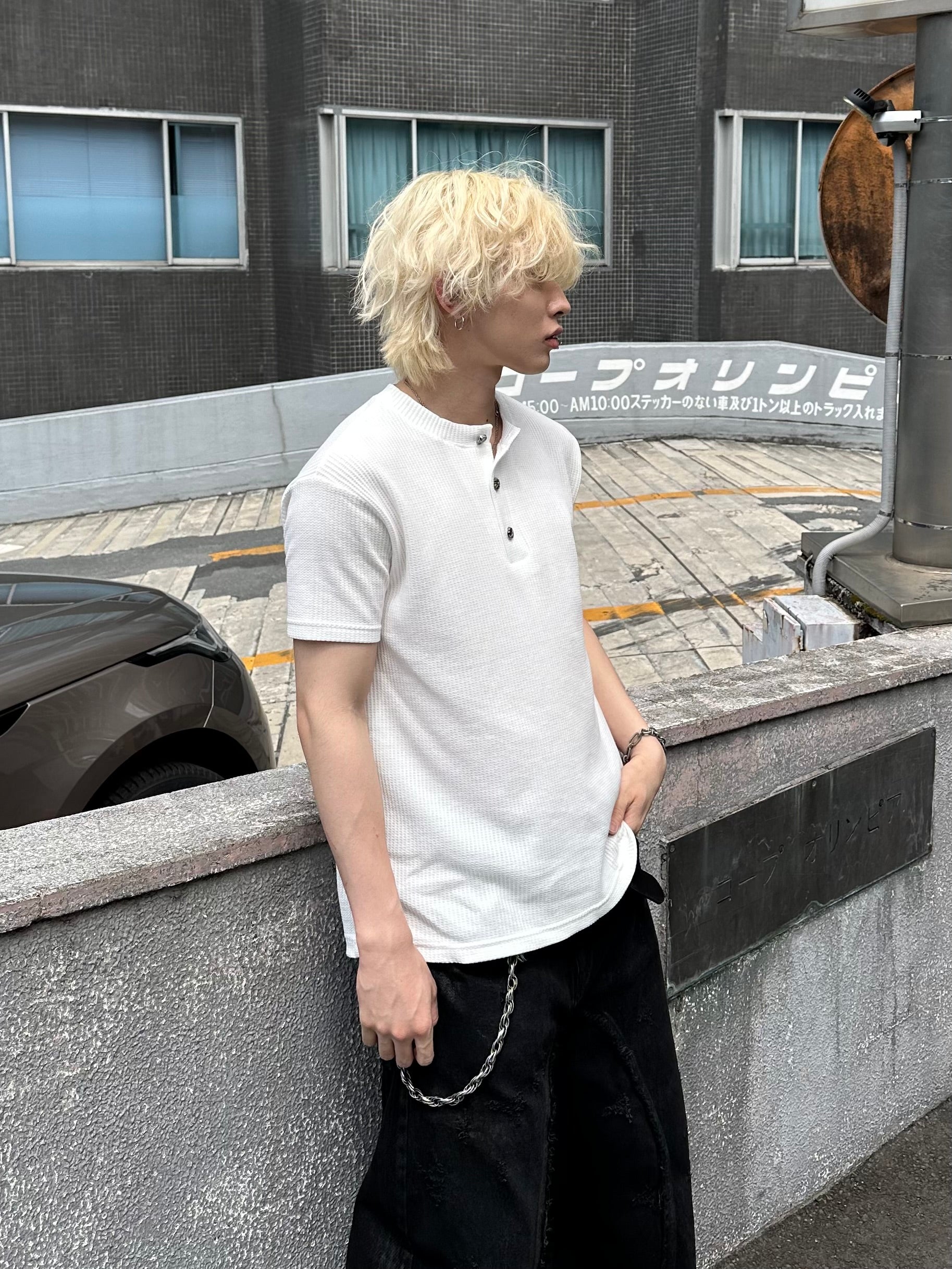 大阪店WEB限定受注制【Chikashitsu + 】button point henley neck t-shirt (3color)