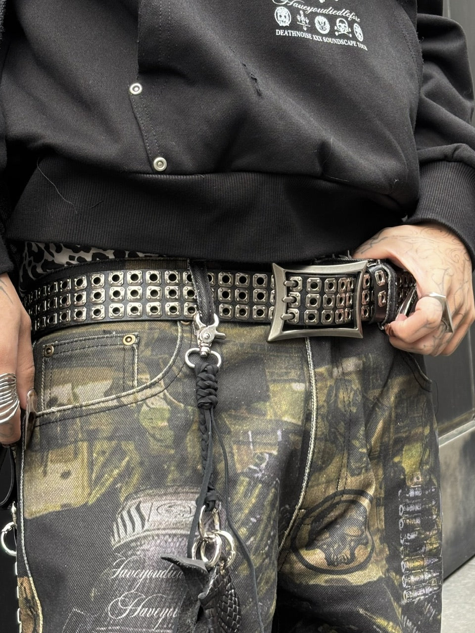 国際配送【Never mind the XU】Rivet eyelet biker belt