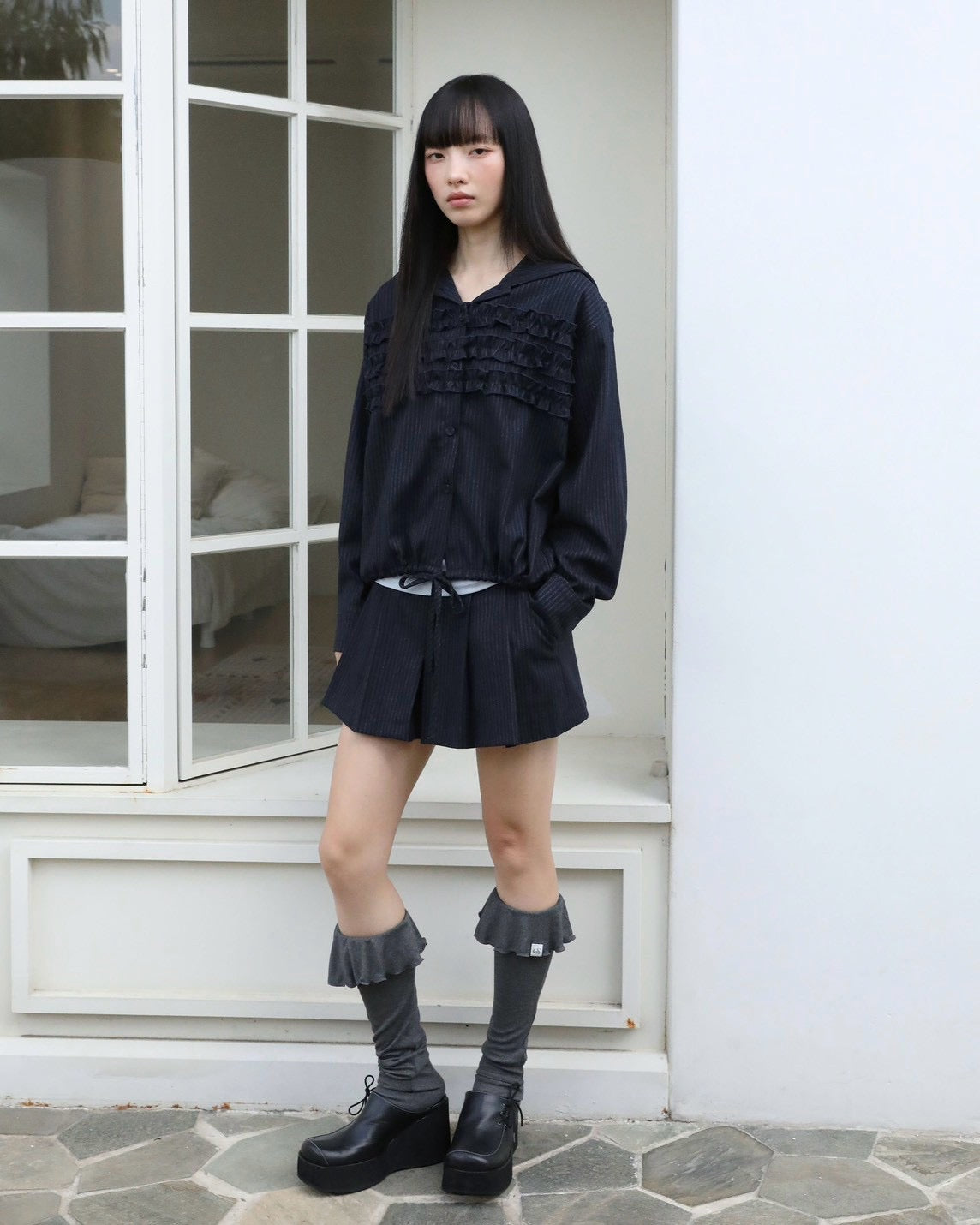 【Uglyshadow】RUFFLE LONG SOCKS