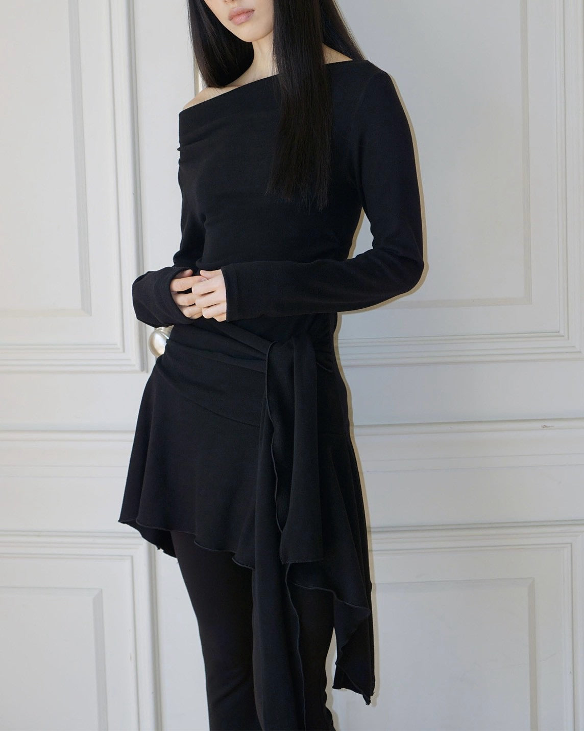 【Uglyshadow】RUCHED BOAT LONG TEE