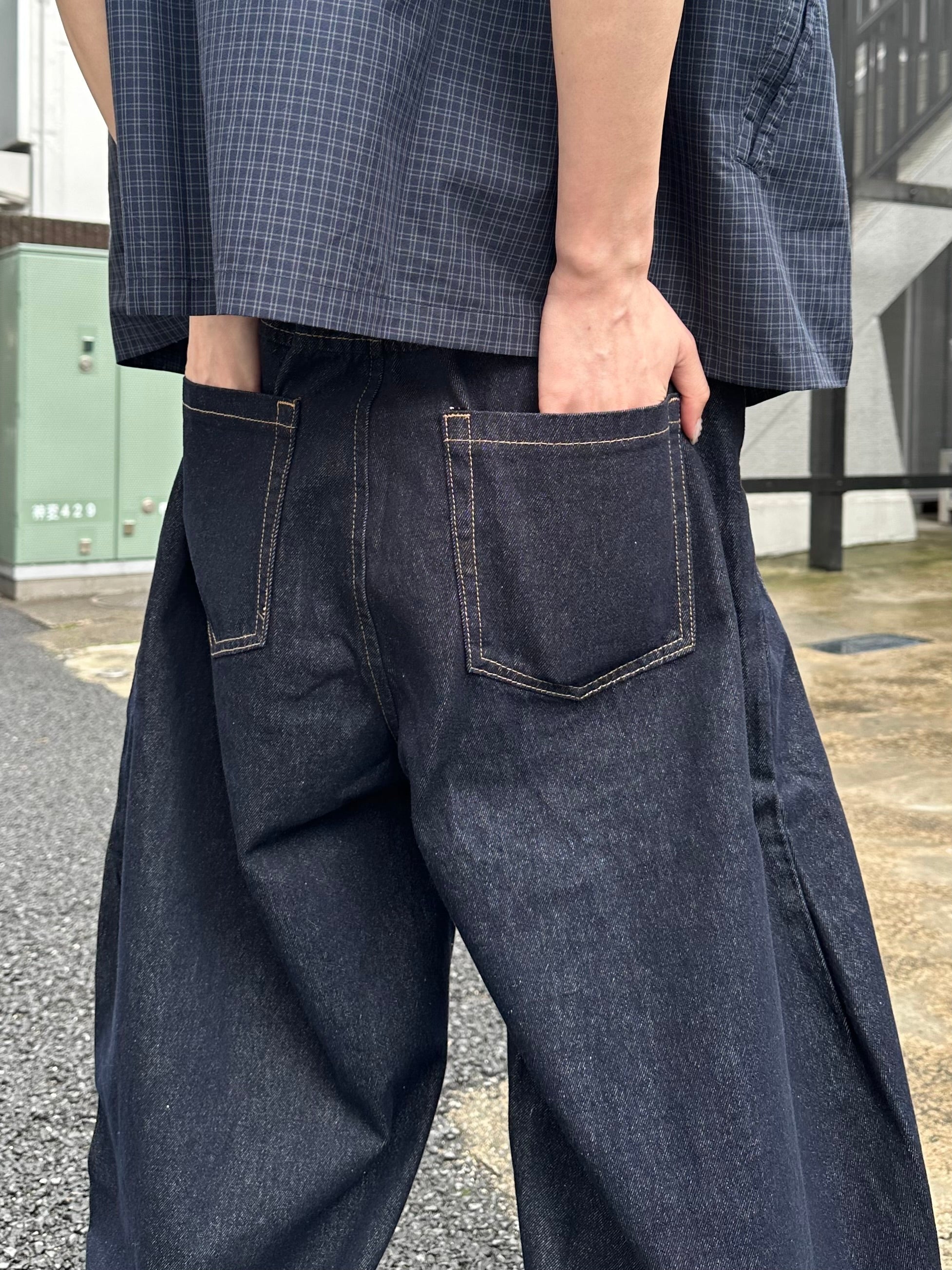 大阪店WEB限定受注制【Chikashitsu +】button fly ballon denim pants (2color)