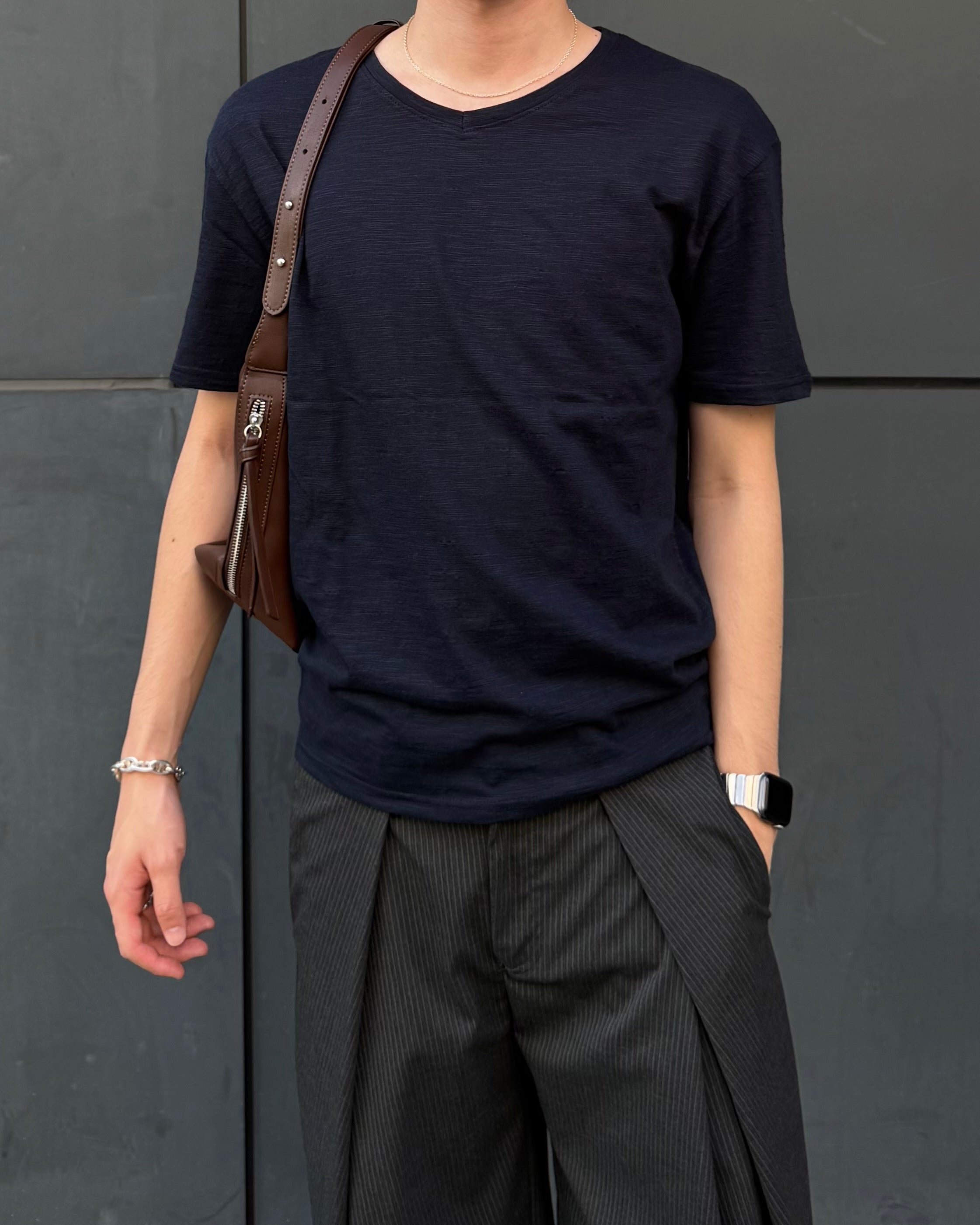 東京店WEB限定受注制【Chikashitsu +】slub v-neck tee (3color)